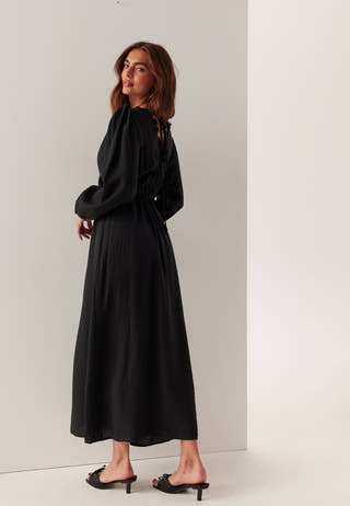 Flowy Maxi Dress