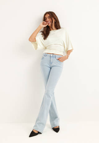 Wide Sleeve Fitted Tee