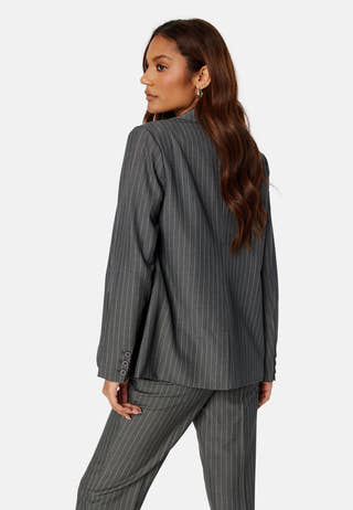 Camila Blazer