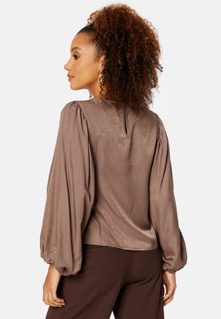 Round Neck Balloon Sleeve Blouse