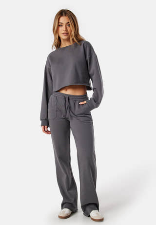 Relaxed Cropped Sweater