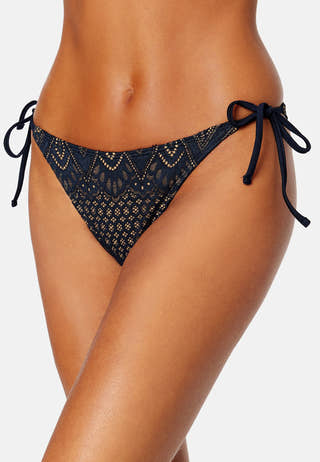 Tie Lace Bottom