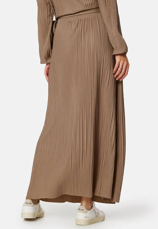 Pleated Maxi Skirt