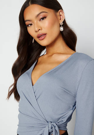 Karla wrap top