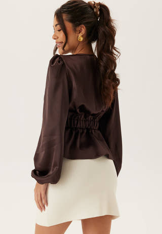 bubbleroom-knitted-mini-skirt_7_cf038810-2446-466e-924a-a8687b927e07