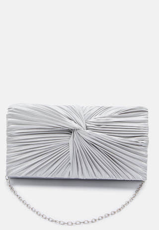 Knot Clutch