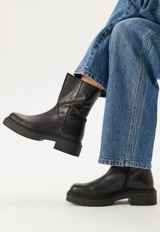 Leather Chelsea Boots
