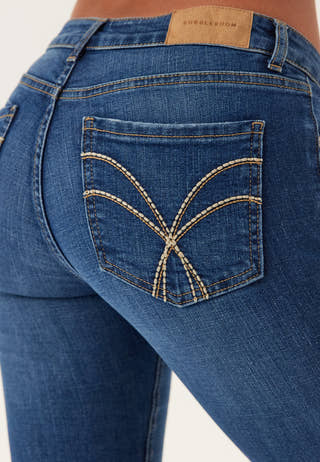 Low Embroidery Pocket Jeans