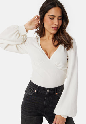 V-neck Puff Sleeve L/S Top