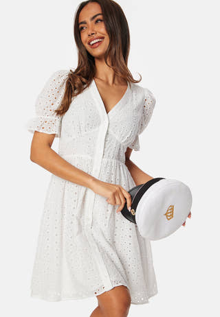 Broderi Anglaise Dress