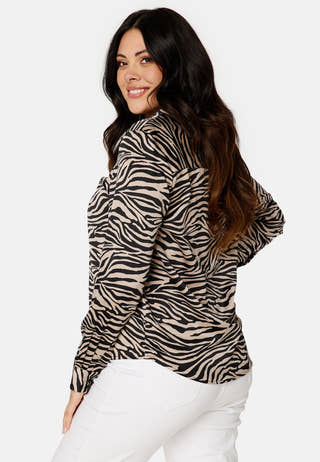 Nicole shirt