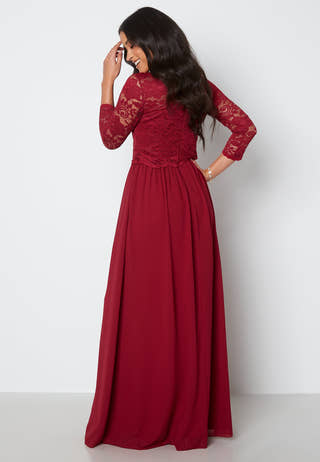 Jolie Lace Gown