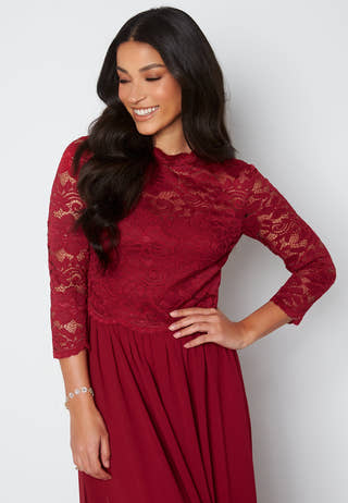 Jolie Lace Gown