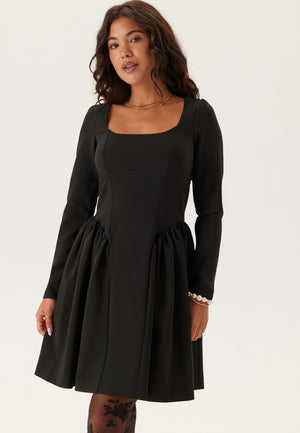 Volume Skirt Long Sleeve Mini Dress