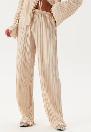 Pleated Wide Trousers