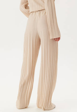 Pleated Wide Trousers