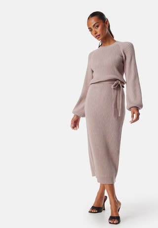 Round Neck Rib Knitted Midi Dress