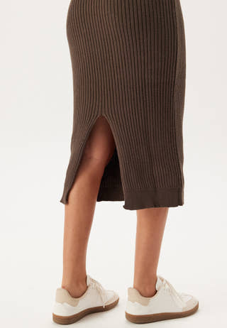 Round Neck Rib Knitted Midi Dress