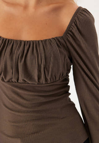 Rushed Square Neck Long Sleeve Top