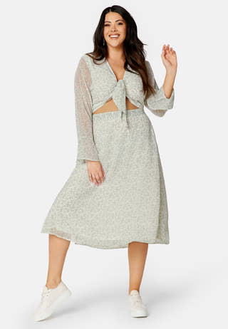 Sharon knot blouse