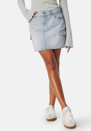 Short Cargo Denim Skirt