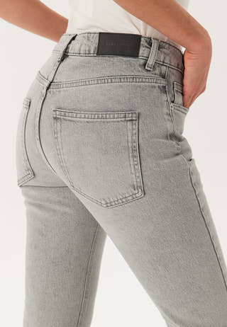 Slim Ankle Jeans