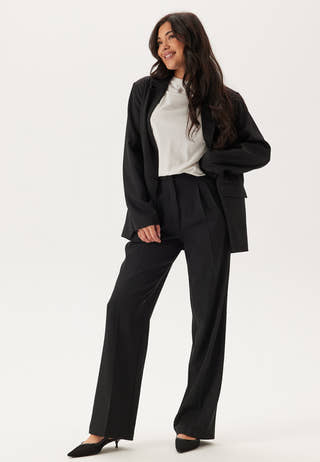 Straight Leg Pleated Suit Pants