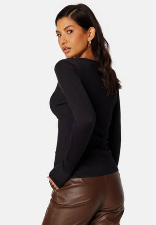 Tiana top