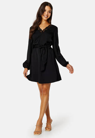 Vallie lace dress