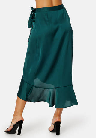 Villima satin skirt