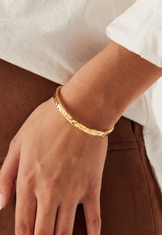 Como C Shape Bangle
