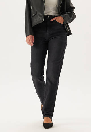 Authentic Slim Straight
