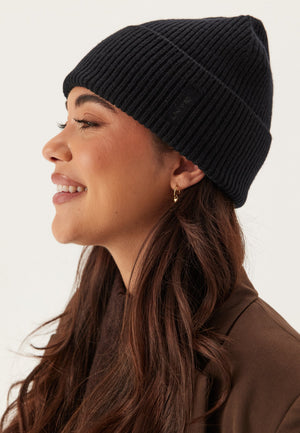 Wool Ribbed Beanie