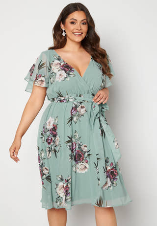 Floral Flutter Sleeve Midi Curve Dress