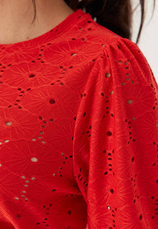 Broderie Anglaise Top