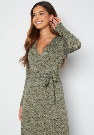 Katrine wrap dress