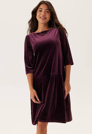 happy-holly-soft-velvet-dress_1_6e798660-3bdd-4e8f-8d2e-3143d4923b66