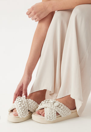 Slipper Woven Stones