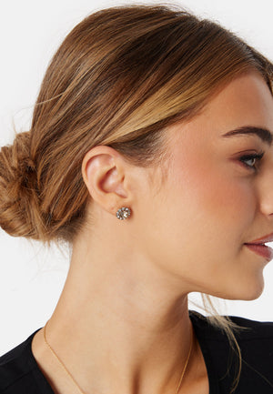 Miss Sofia Earring