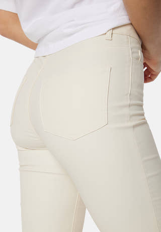 Belle 7/8 Coated Flared Pant