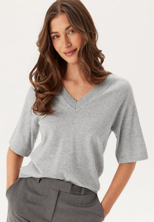 Objthess 2/4 LO V-NECK KNIT