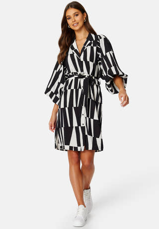 Taro 3/4 Dress