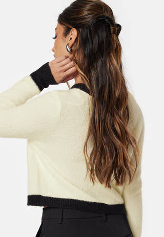 Lady O-Neck Cardigan Knit
