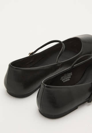 Onlakira-3 Pu Mary Jane Baller