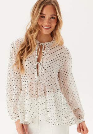 Onlisabella Ls String Top