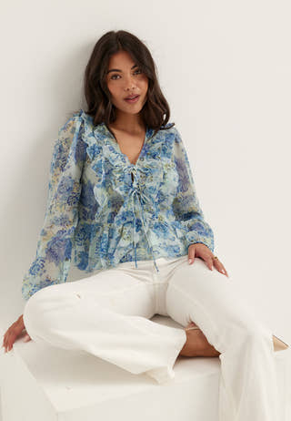 Onlvictoria Ls Frill Top Wvn