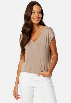 Pckamala Tee