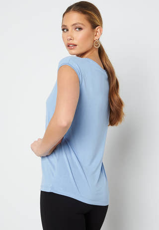 Pckamala Tee