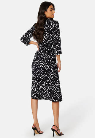 Nya 3/4 Midi Dress