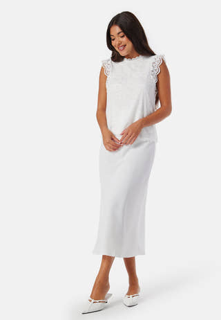 Olline SL Lace Top